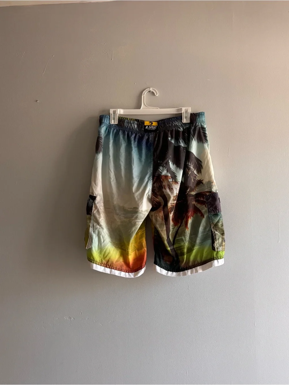 B Split Men’s Sun Waves  Drawstring Cargo Shorts SZ XXL Surf  Swim Beach Trunks